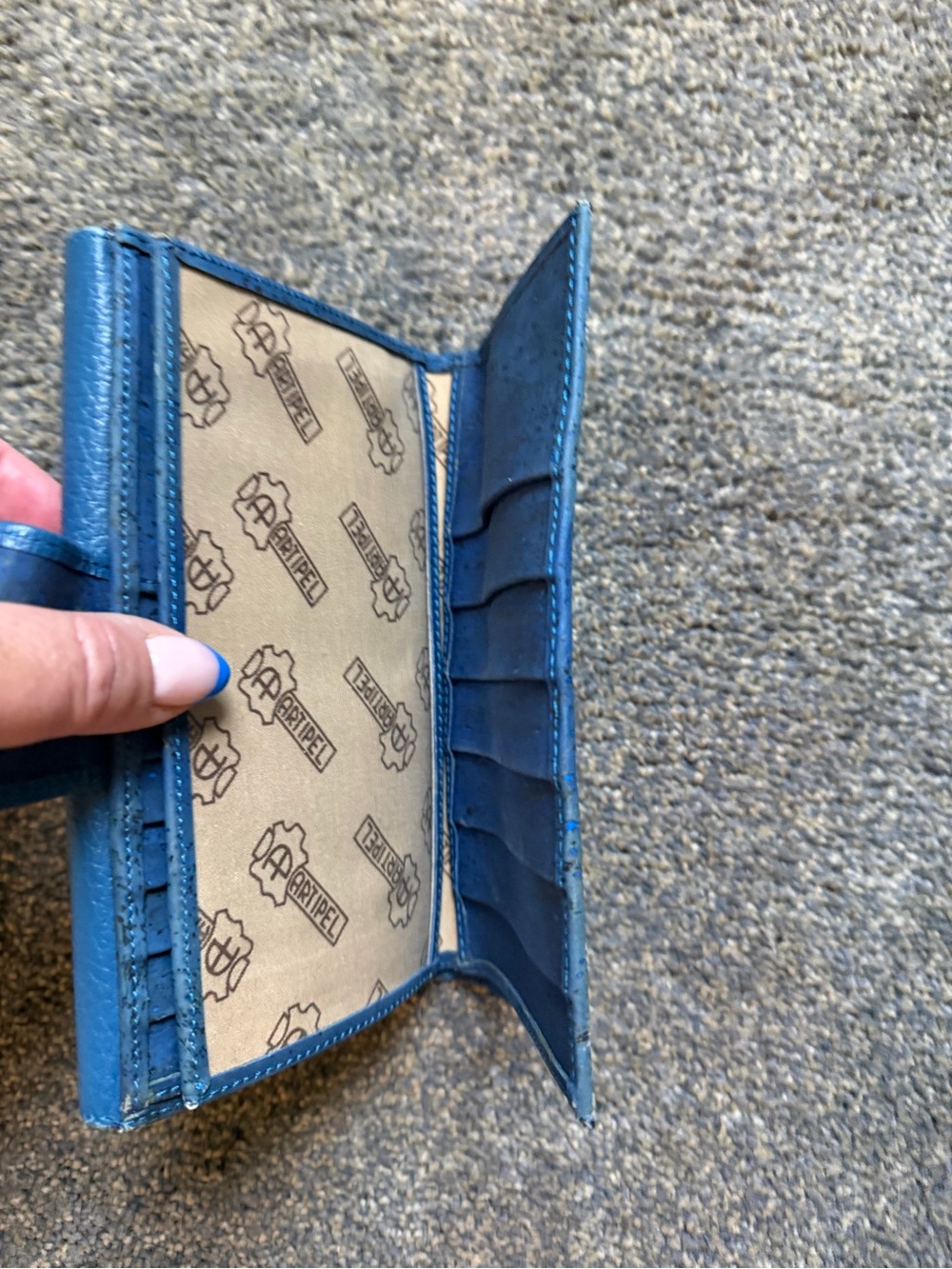 Teal Blue Leather Women's Shoulder Card Wallet - Sleek Organizer